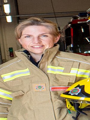 Wetley Rocks Crews rescue 23-year-old horse from ditch | Staffordshire Fire & Rescue ...