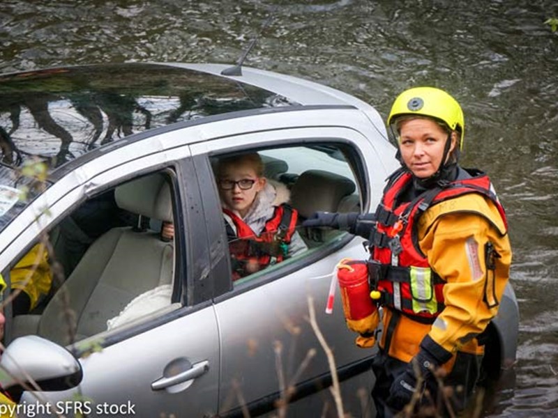 SFRS water rescue with car in river